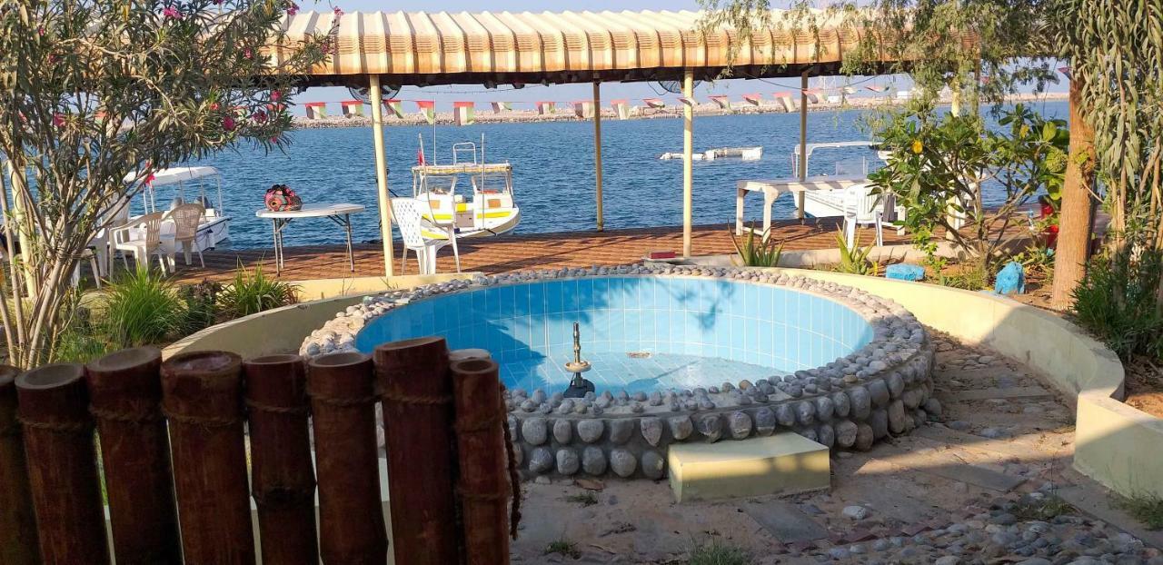 Divers Home Ras al-Khaimah Exteriör bild